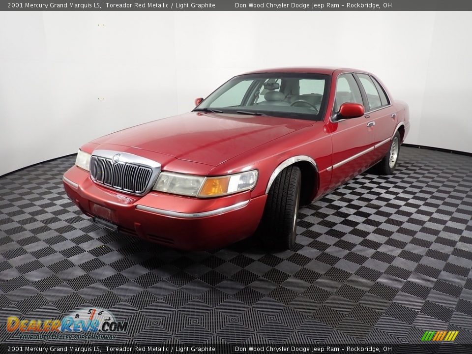 2001 Mercury Grand Marquis LS Toreador Red Metallic / Light Graphite Photo #7