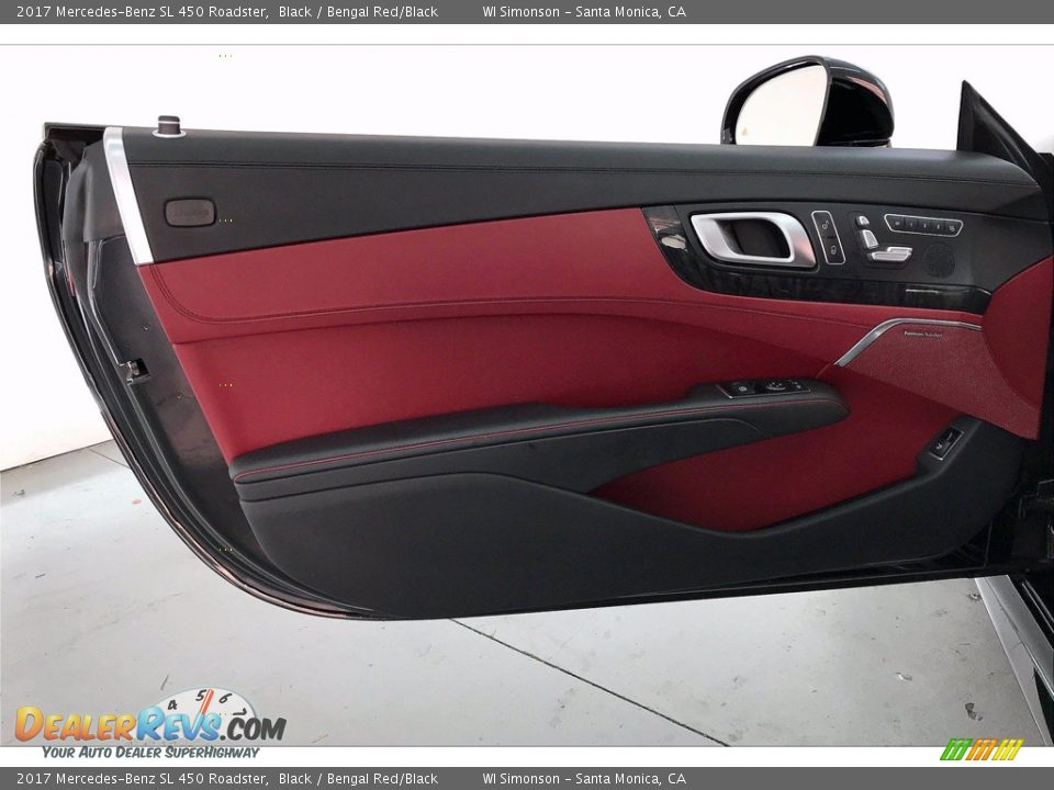 Door Panel of 2017 Mercedes-Benz SL 450 Roadster Photo #22