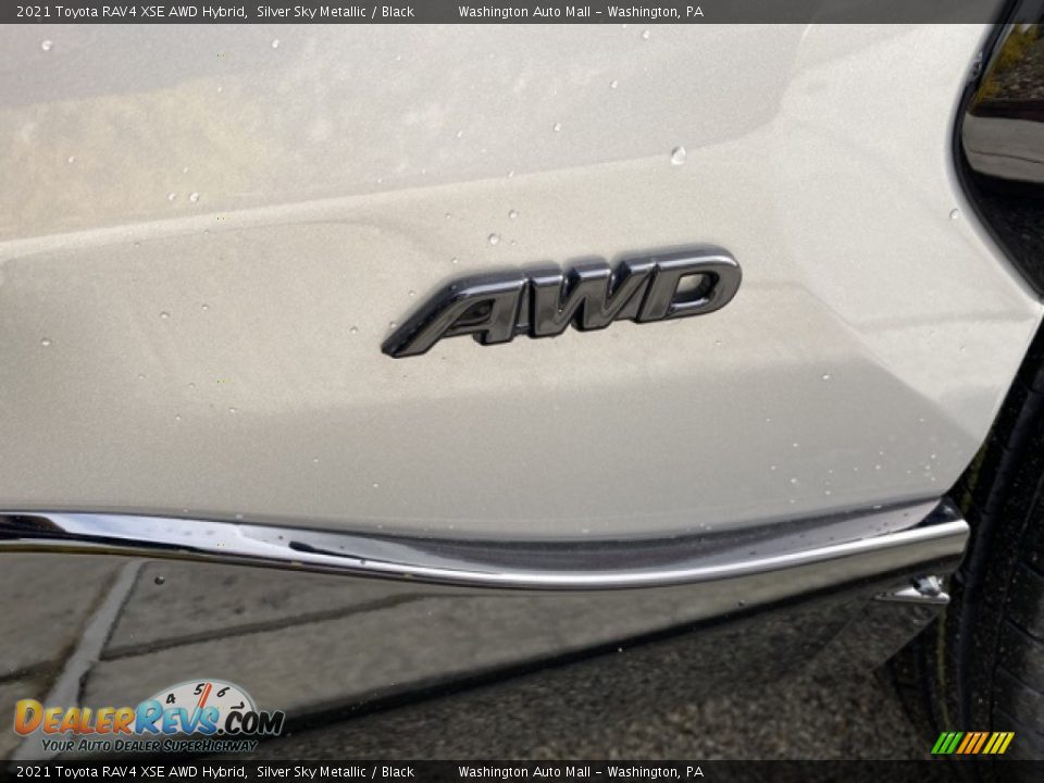 2021 Toyota RAV4 XSE AWD Hybrid Silver Sky Metallic / Black Photo #25