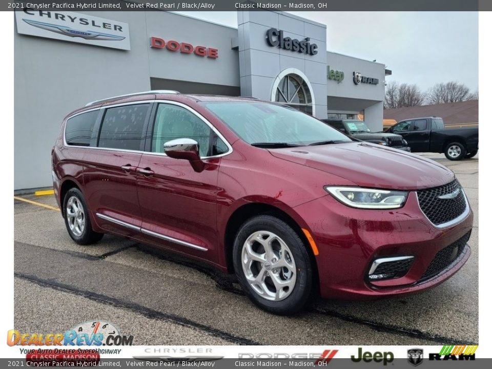 2021 Chrysler Pacifica Hybrid Limited Velvet Red Pearl / Black/Alloy Photo #1