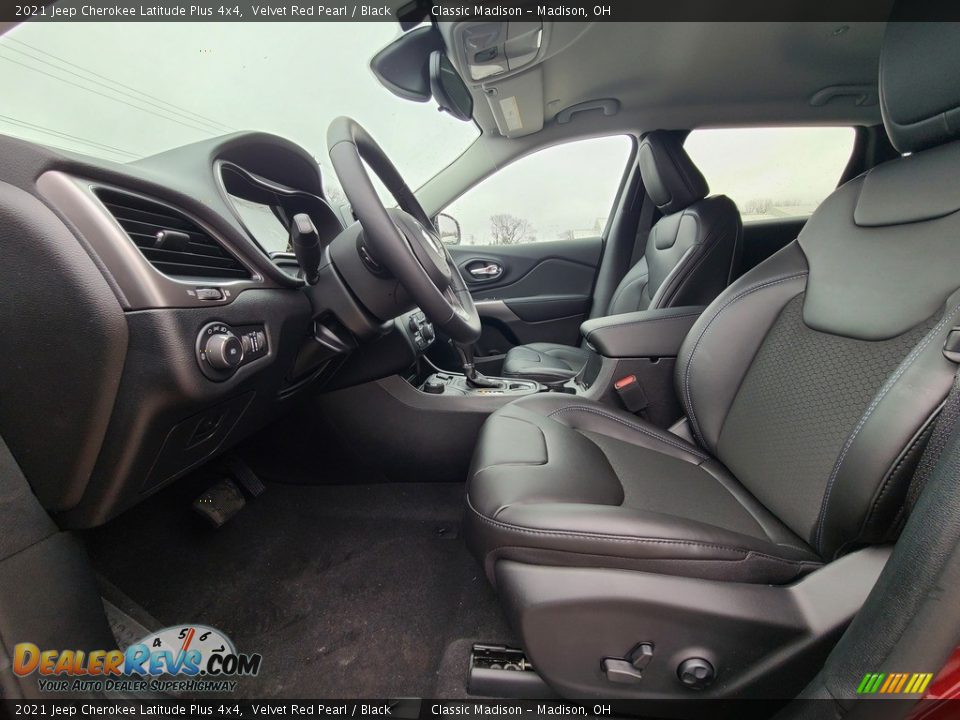 2021 Jeep Cherokee Latitude Plus 4x4 Velvet Red Pearl / Black Photo #2
