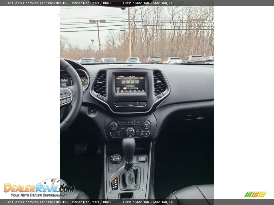 2021 Jeep Cherokee Latitude Plus 4x4 Velvet Red Pearl / Black Photo #6