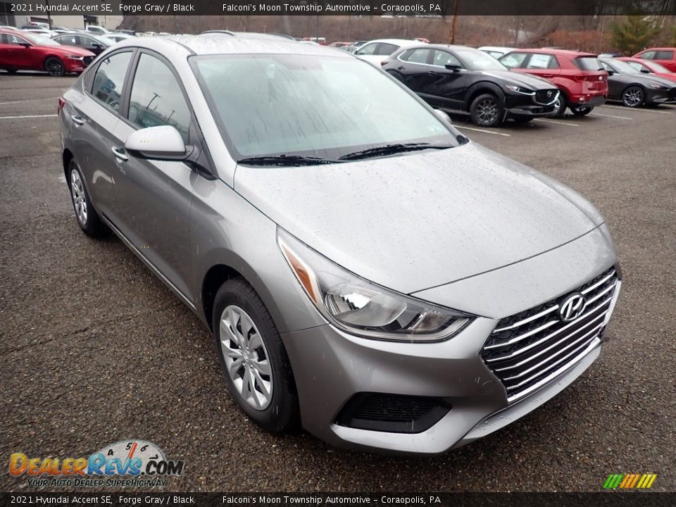 2021 Hyundai Accent SE Forge Gray / Black Photo #3