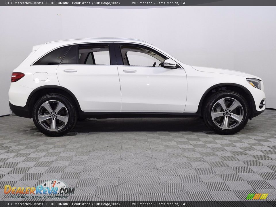 2018 Mercedes-Benz GLC 300 4Matic Polar White / Silk Beige/Black Photo #2