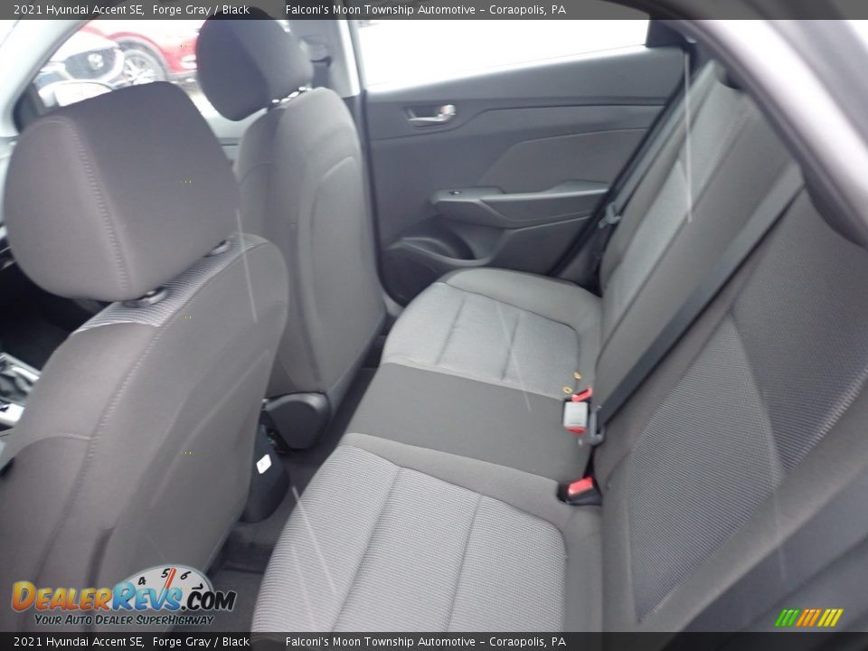 2021 Hyundai Accent SE Forge Gray / Black Photo #8