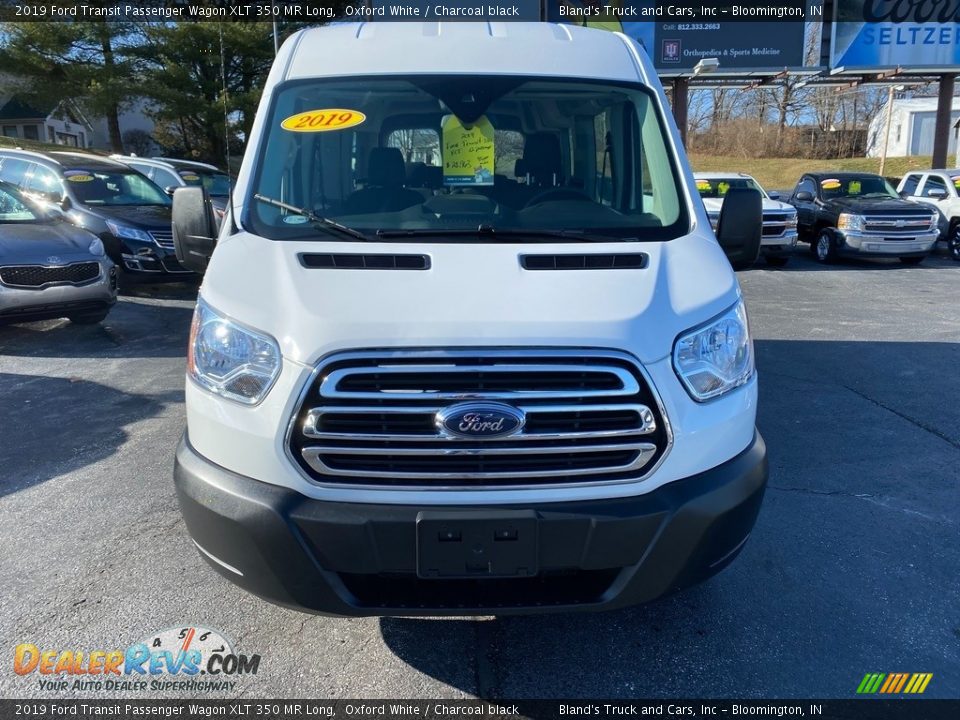 2019 Ford Transit Passenger Wagon XLT 350 MR Long Oxford White / Charcoal black Photo #3