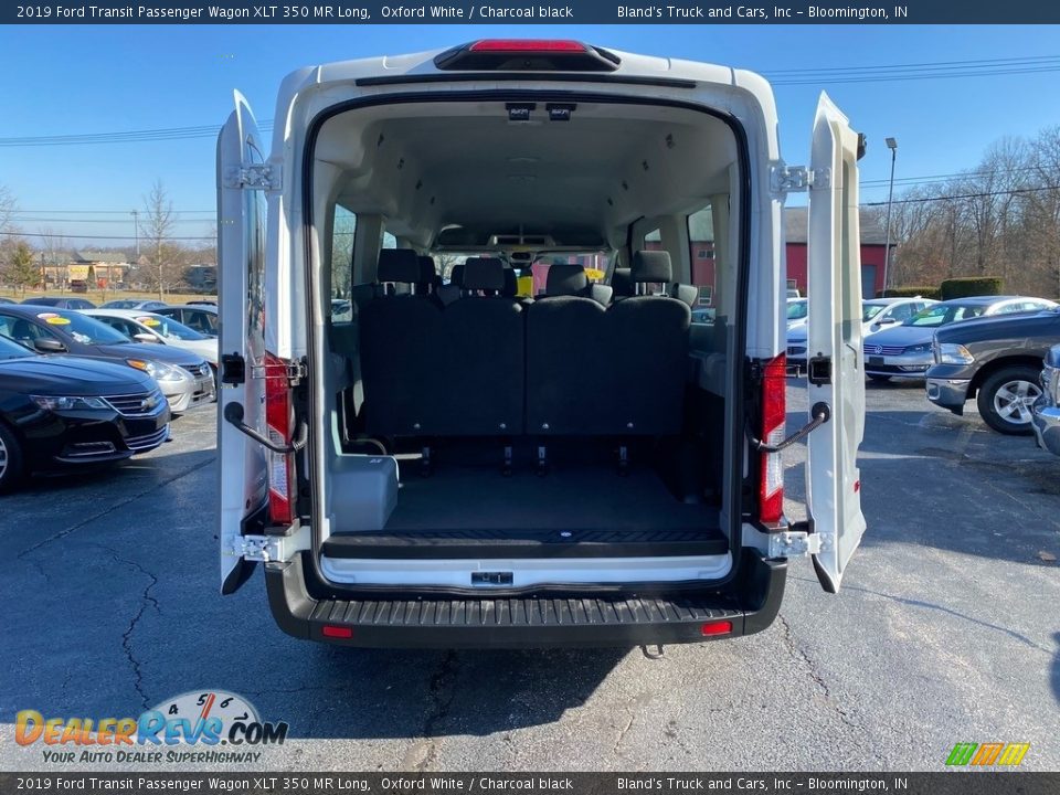 2019 Ford Transit Passenger Wagon XLT 350 MR Long Oxford White / Charcoal black Photo #10