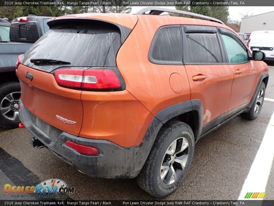 2016 Jeep Cherokee Trailhawk 4x4 Mango Tango Pearl / Black Photo #3