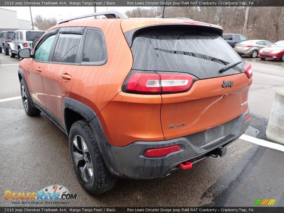 2016 Jeep Cherokee Trailhawk 4x4 Mango Tango Pearl / Black Photo #4