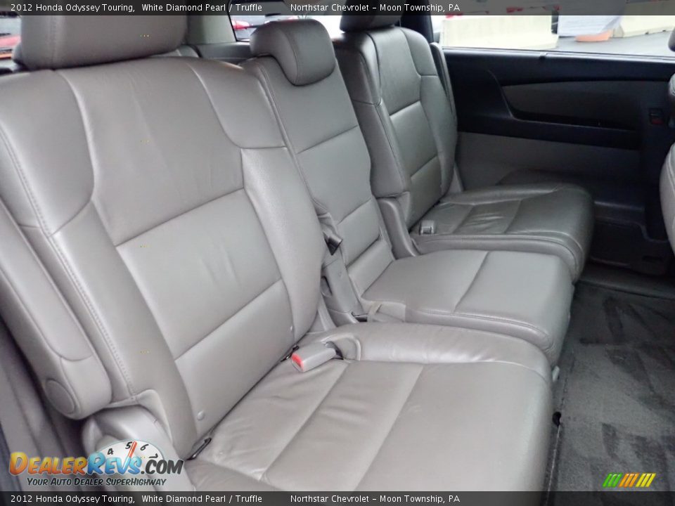 2012 Honda Odyssey Touring White Diamond Pearl / Truffle Photo #18