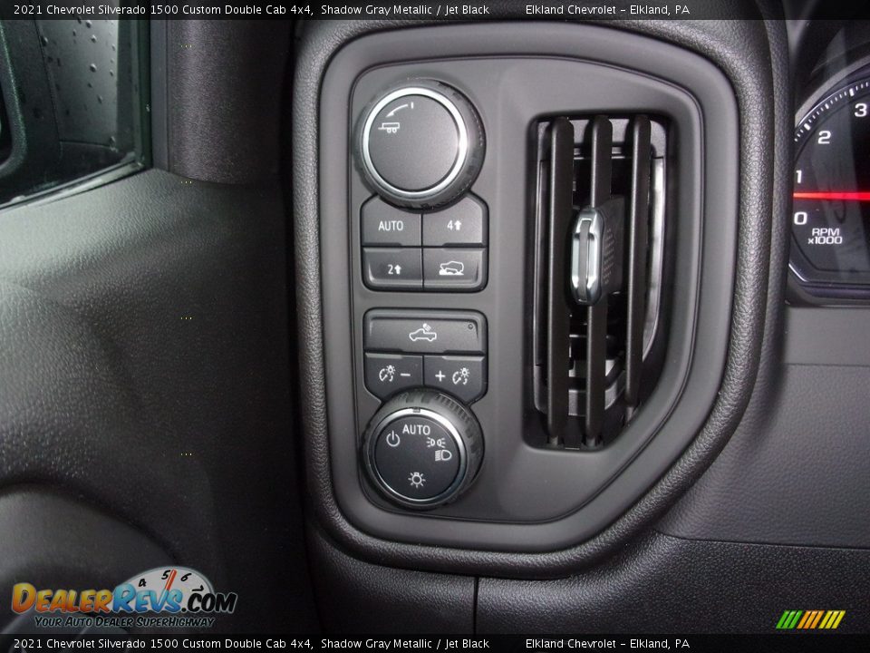 Controls of 2021 Chevrolet Silverado 1500 Custom Double Cab 4x4 Photo #19