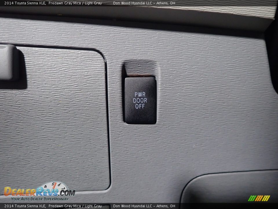 2014 Toyota Sienna XLE Predawn Gray Mica / Light Gray Photo #35
