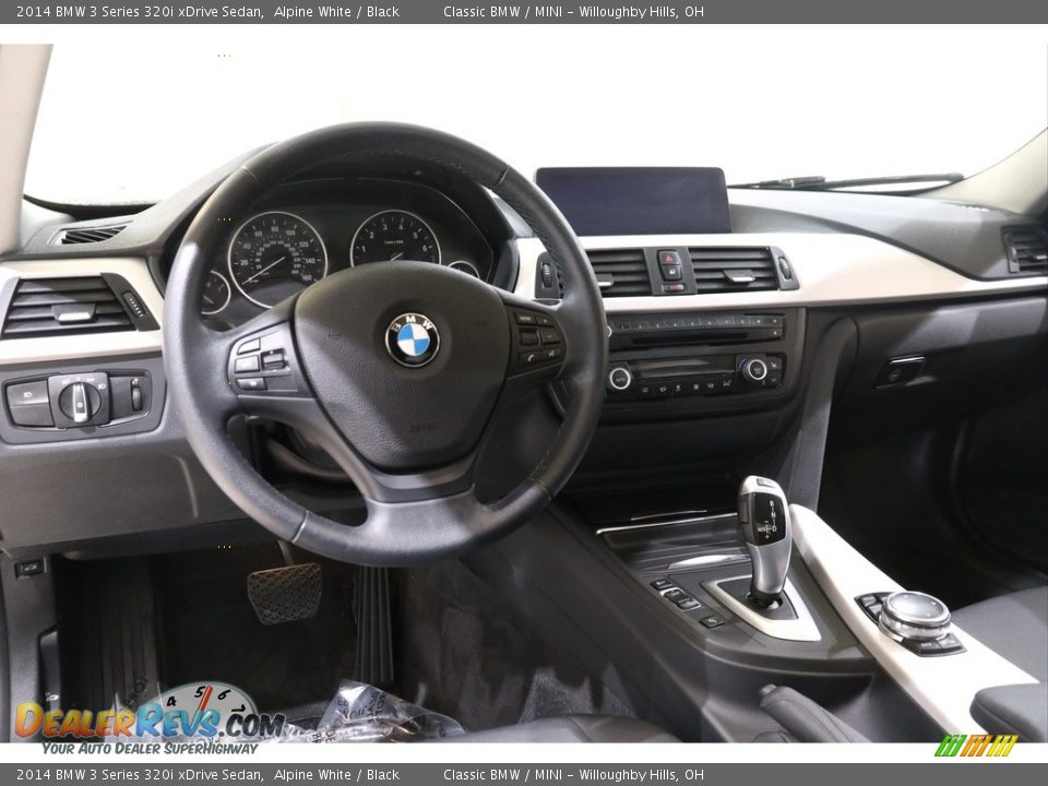 2014 BMW 3 Series 320i xDrive Sedan Alpine White / Black Photo #6