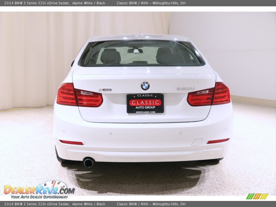 2014 BMW 3 Series 320i xDrive Sedan Alpine White / Black Photo #18