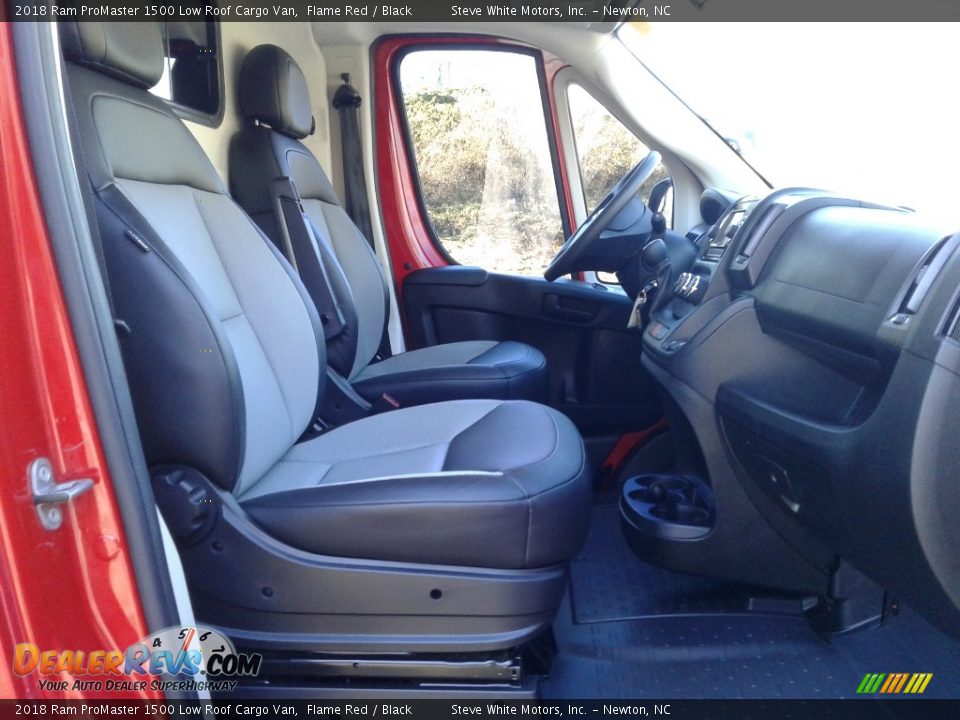 Front Seat of 2018 Ram ProMaster 1500 Low Roof Cargo Van Photo #15