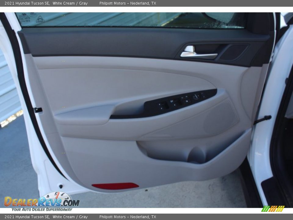 2021 Hyundai Tucson SE White Cream / Gray Photo #9
