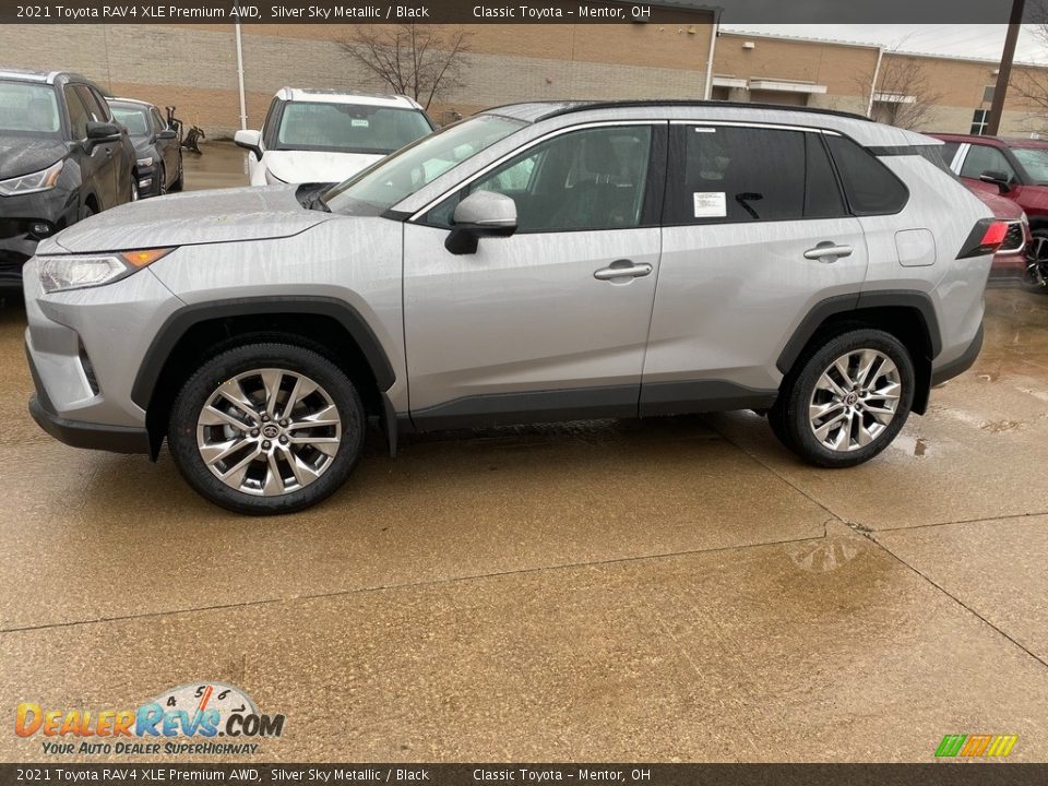 Silver Sky Metallic 2021 Toyota RAV4 XLE Premium AWD Photo #1