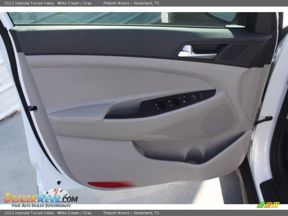 2021 Hyundai Tucson Value White Cream / Gray Photo #9