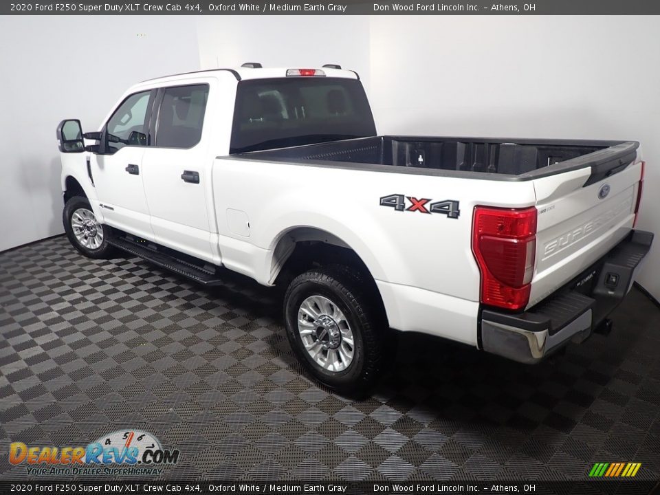 2020 Ford F250 Super Duty XLT Crew Cab 4x4 Oxford White / Medium Earth Gray Photo #12