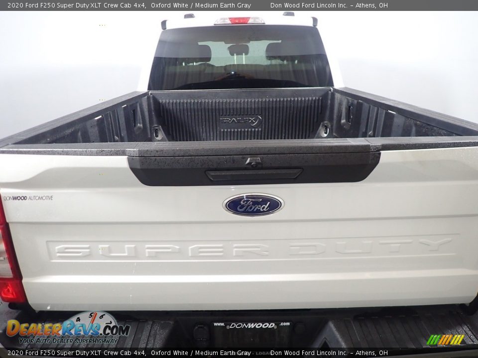 2020 Ford F250 Super Duty XLT Crew Cab 4x4 Oxford White / Medium Earth Gray Photo #13