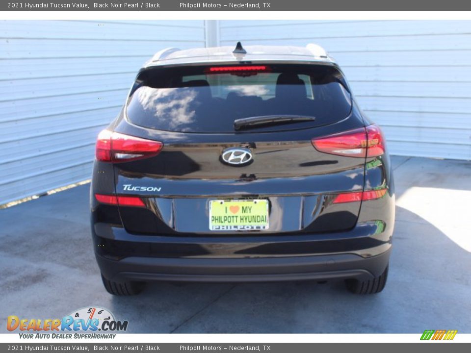 2021 Hyundai Tucson Value Black Noir Pearl / Black Photo #7