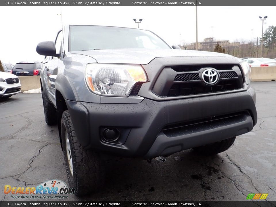 2014 Toyota Tacoma Regular Cab 4x4 Silver Sky Metallic / Graphite Photo #15