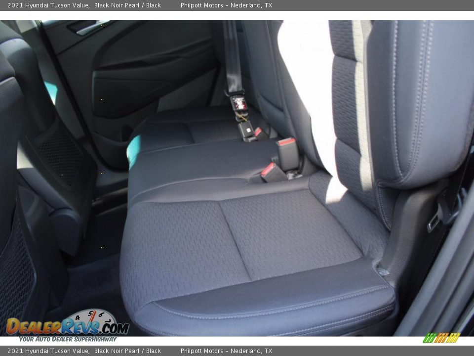 2021 Hyundai Tucson Value Black Noir Pearl / Black Photo #19