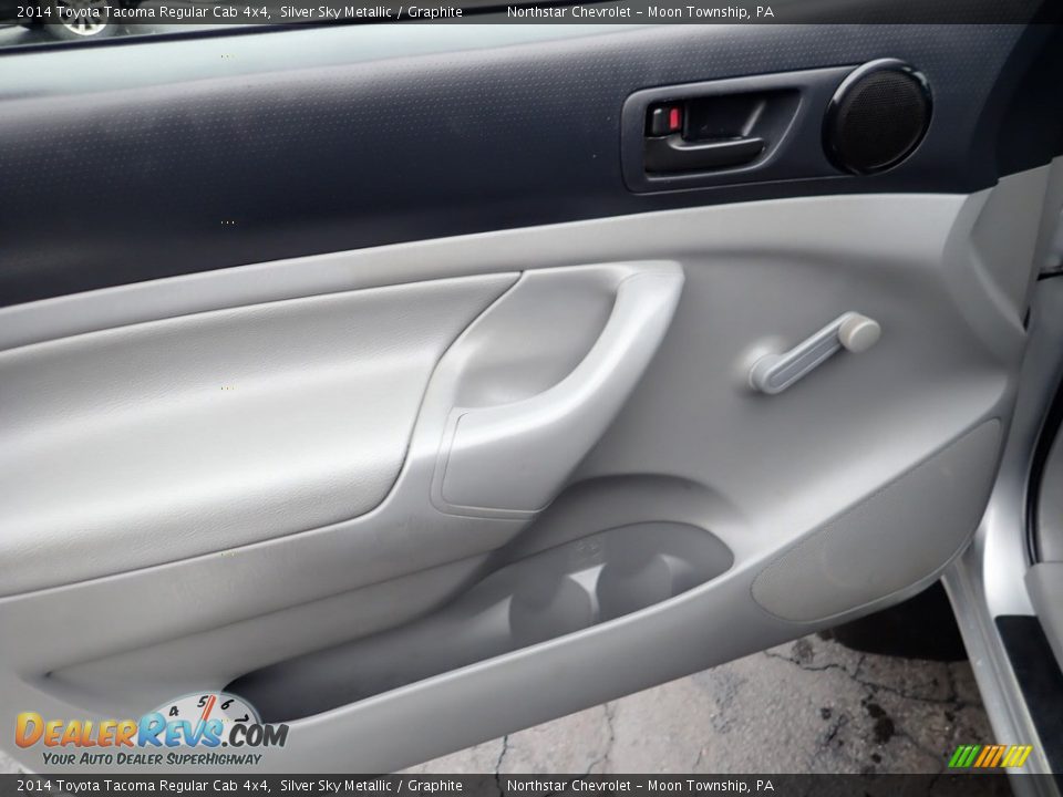 Door Panel of 2014 Toyota Tacoma Regular Cab 4x4 Photo #21