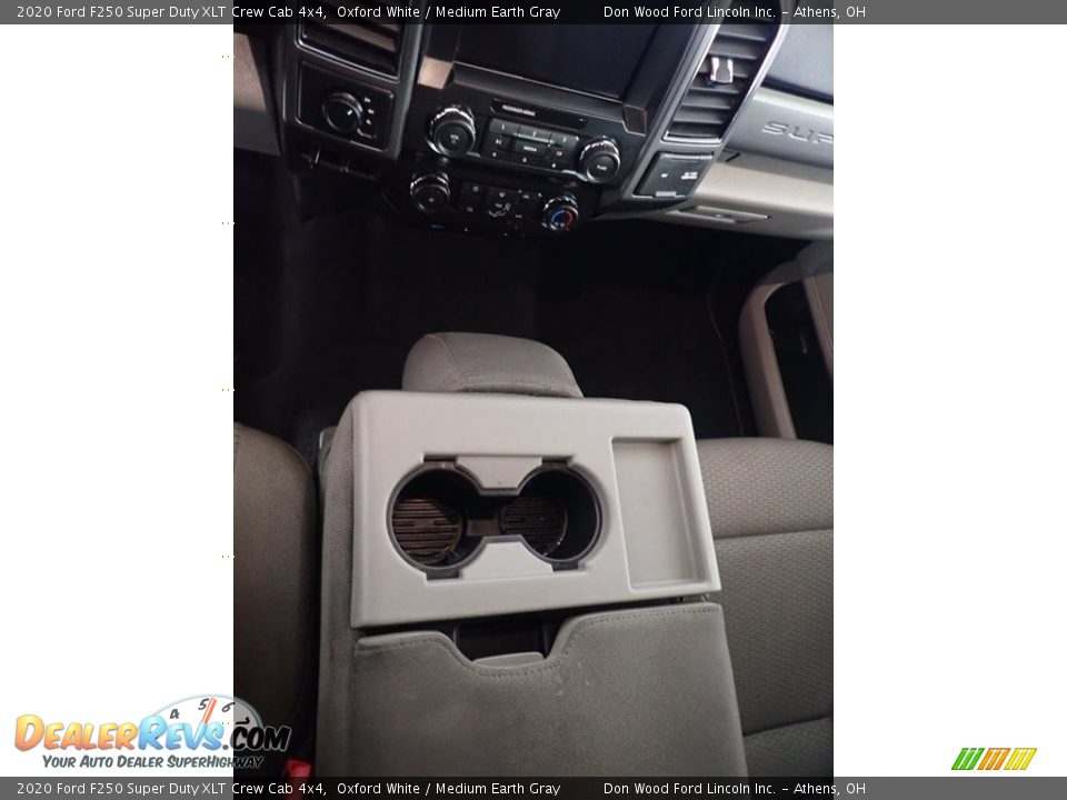 2020 Ford F250 Super Duty XLT Crew Cab 4x4 Oxford White / Medium Earth Gray Photo #34