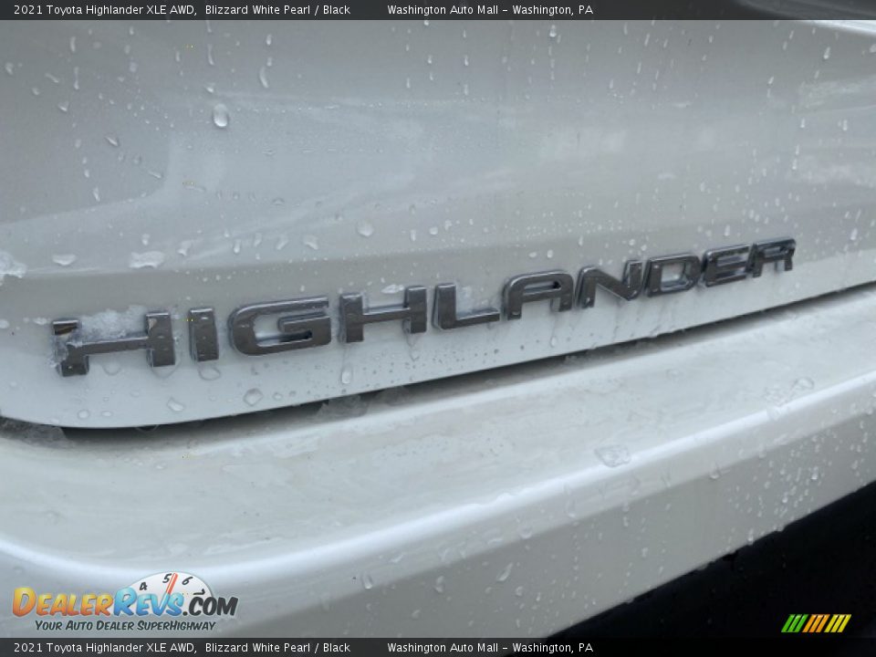 2021 Toyota Highlander XLE AWD Blizzard White Pearl / Black Photo #26