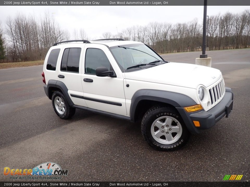 2006 Jeep Liberty Sport 4x4 Stone White / Medium Slate Gray Photo #3