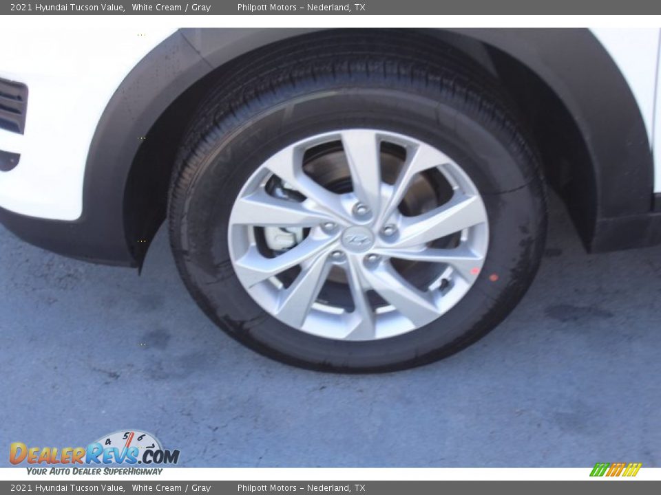 2021 Hyundai Tucson Value White Cream / Gray Photo #5