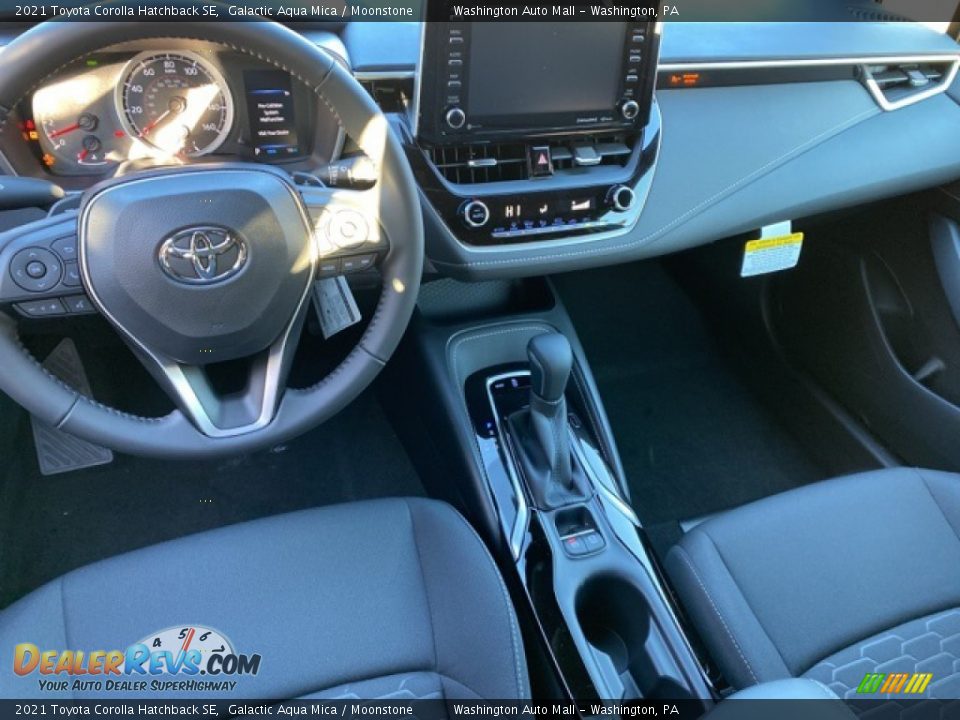 2021 Toyota Corolla Hatchback SE Galactic Aqua Mica / Moonstone Photo #3