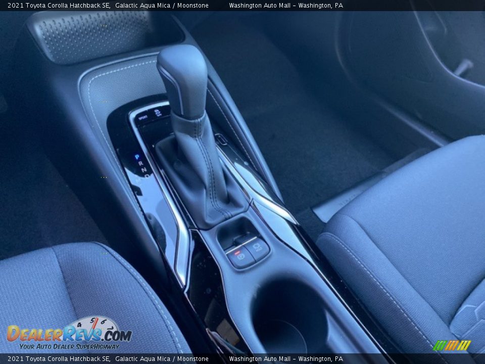2021 Toyota Corolla Hatchback SE Galactic Aqua Mica / Moonstone Photo #5