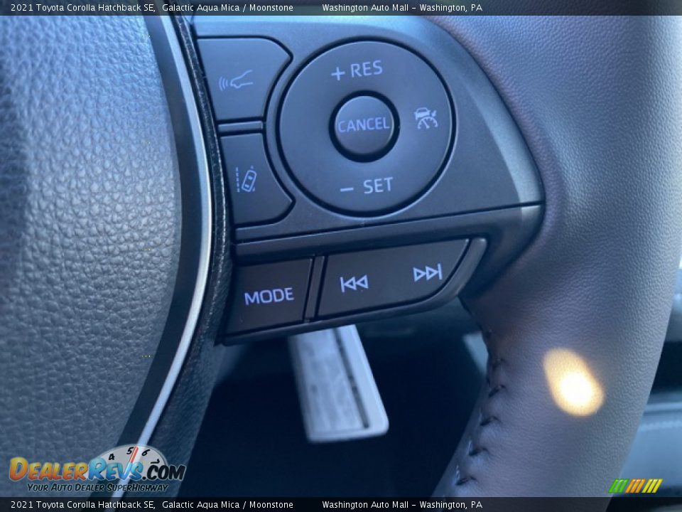 2021 Toyota Corolla Hatchback SE Galactic Aqua Mica / Moonstone Photo #7