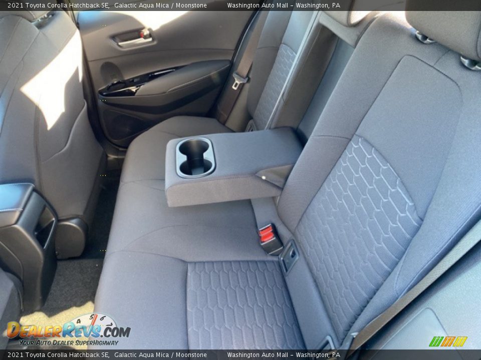 2021 Toyota Corolla Hatchback SE Galactic Aqua Mica / Moonstone Photo #21