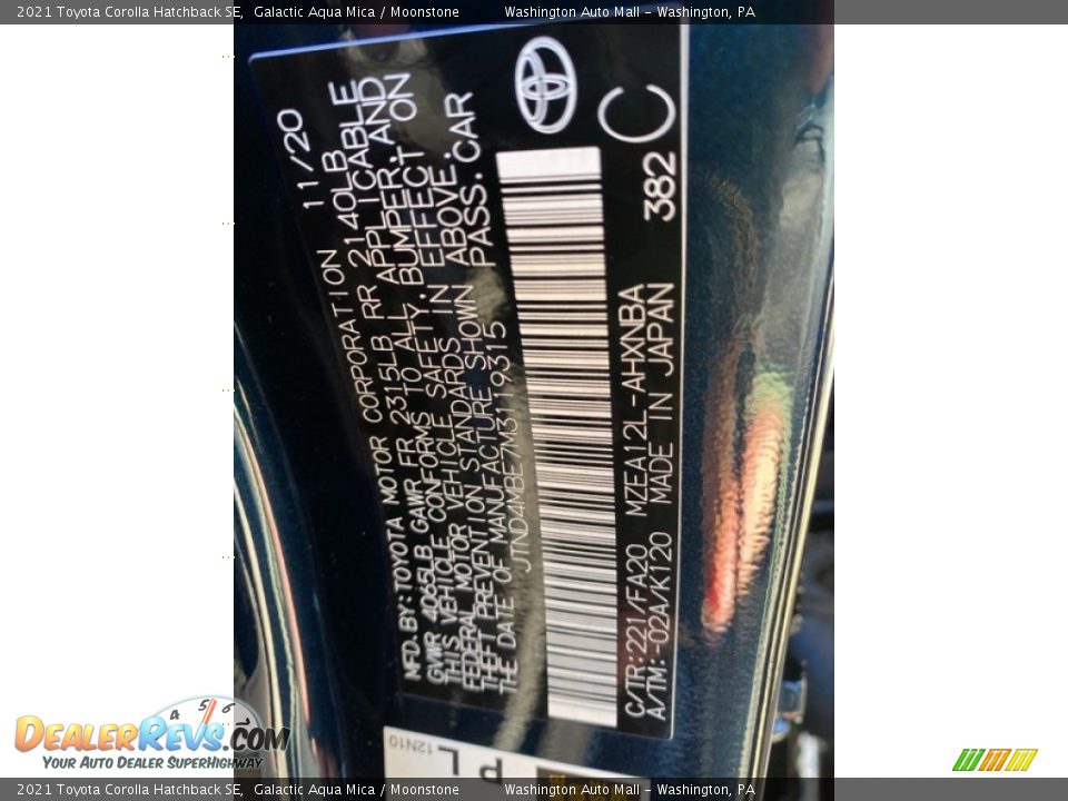 2021 Toyota Corolla Hatchback SE Galactic Aqua Mica / Moonstone Photo #28