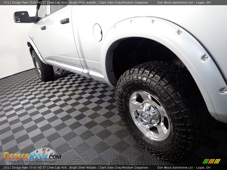 2011 Dodge Ram 3500 HD ST Crew Cab 4x4 Bright Silver Metallic / Dark Slate Gray/Medium Graystone Photo #9