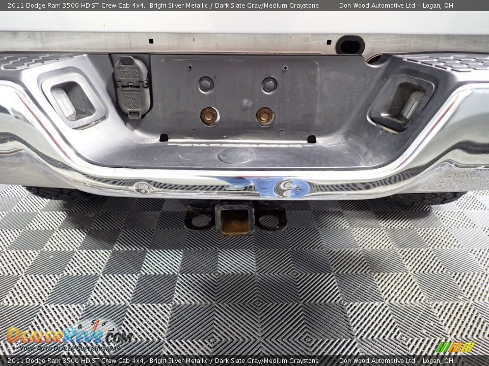 2011 Dodge Ram 3500 HD ST Crew Cab 4x4 Bright Silver Metallic / Dark Slate Gray/Medium Graystone Photo #12