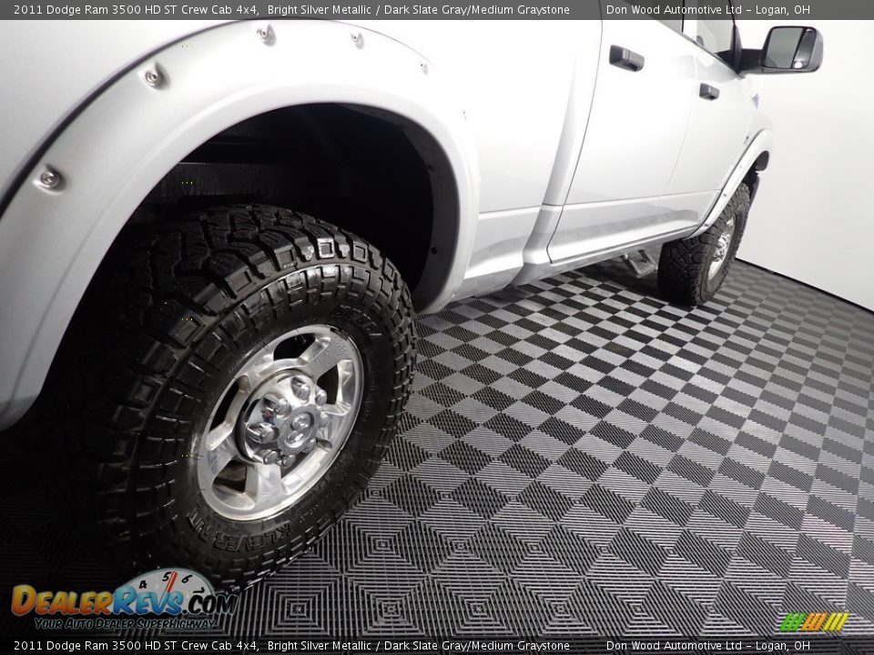 2011 Dodge Ram 3500 HD ST Crew Cab 4x4 Bright Silver Metallic / Dark Slate Gray/Medium Graystone Photo #15