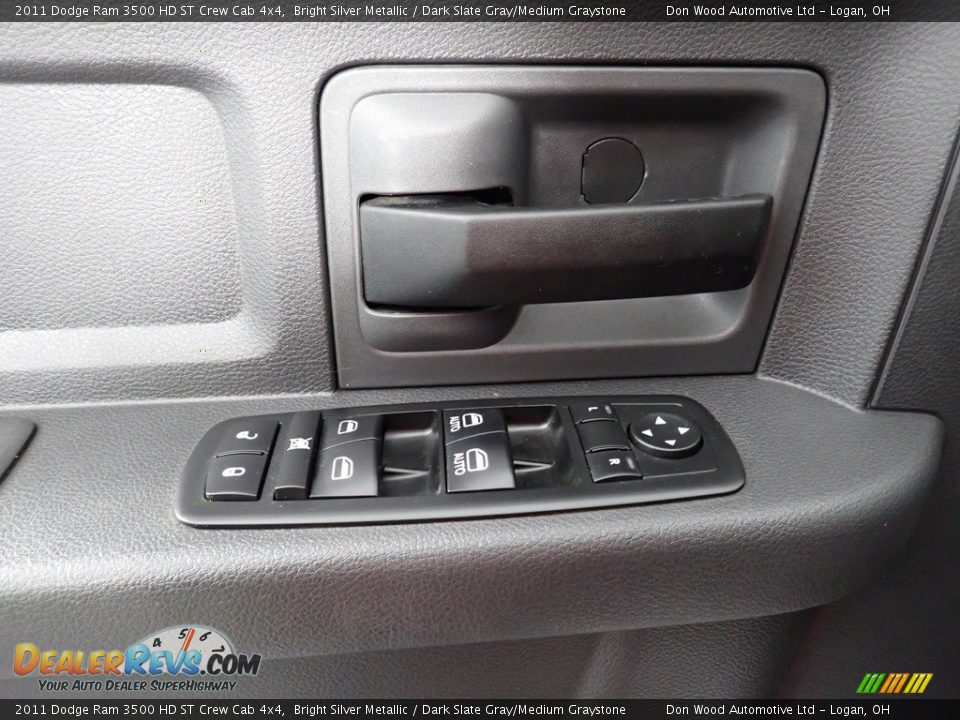 2011 Dodge Ram 3500 HD ST Crew Cab 4x4 Bright Silver Metallic / Dark Slate Gray/Medium Graystone Photo #18