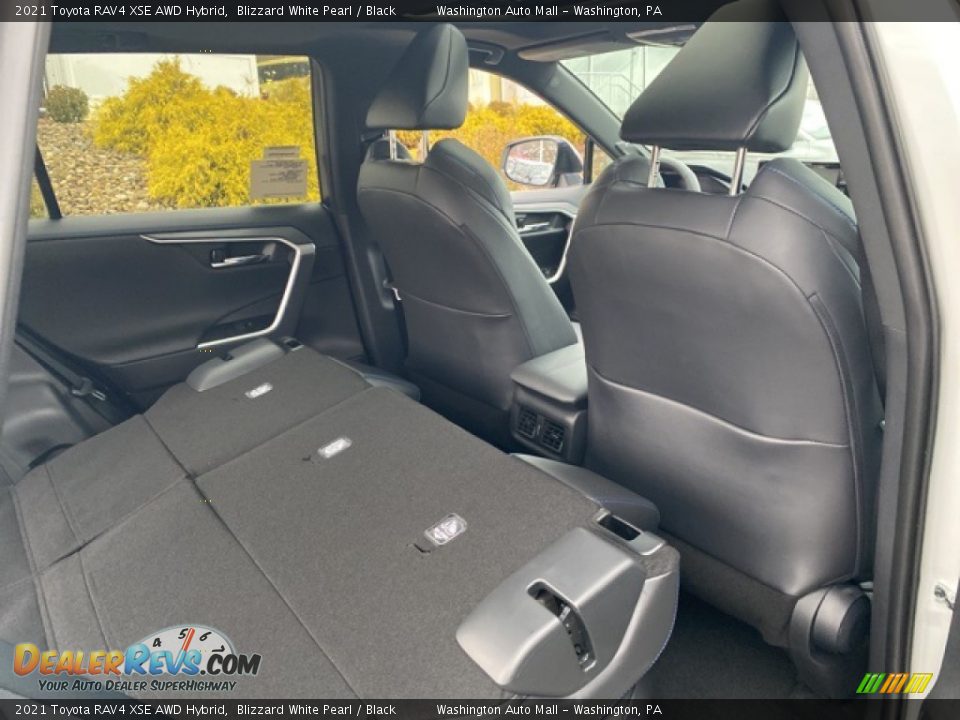 2021 Toyota RAV4 XSE AWD Hybrid Blizzard White Pearl / Black Photo #33