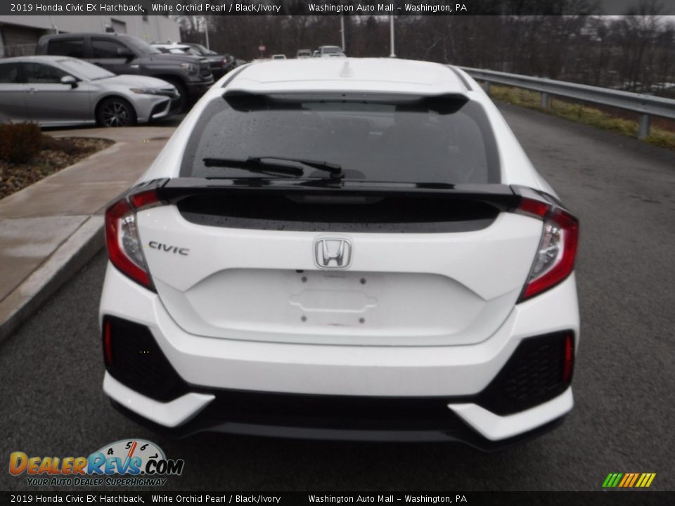 2019 Honda Civic EX Hatchback White Orchid Pearl / Black/Ivory Photo #12