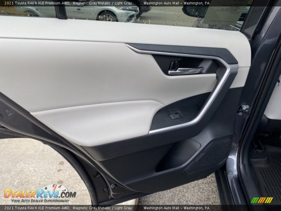 2021 Toyota RAV4 XLE Premium AWD Magnetic Gray Metallic / Light Gray Photo #28