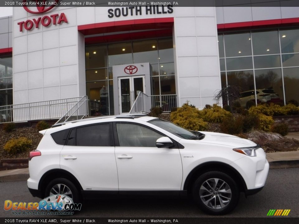 2018 Toyota RAV4 XLE AWD Super White / Black Photo #2