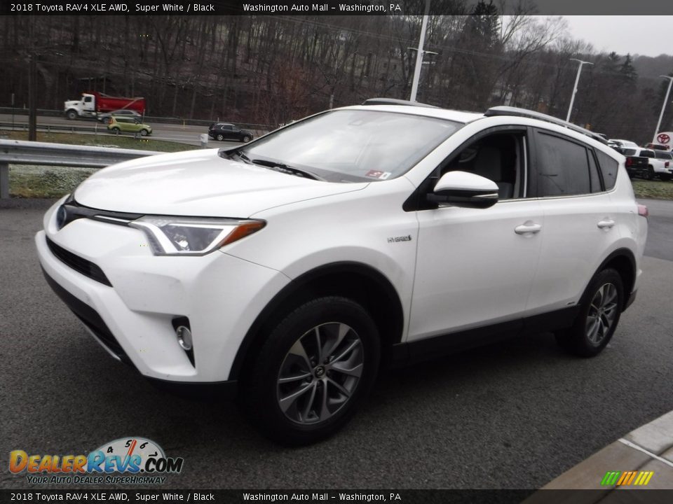 2018 Toyota RAV4 XLE AWD Super White / Black Photo #11