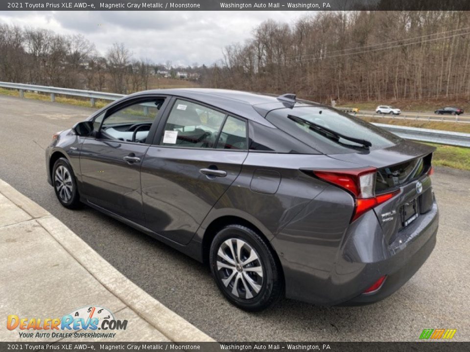 2021 Toyota Prius XLE AWD-e Magnetic Gray Metallic / Moonstone Photo #2