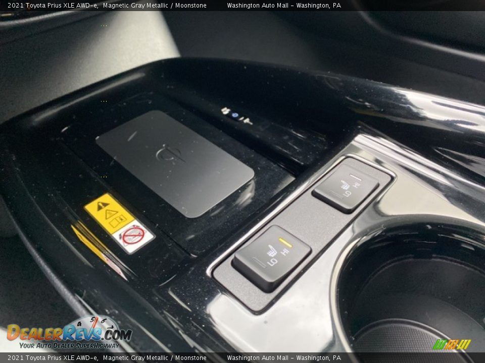 2021 Toyota Prius XLE AWD-e Magnetic Gray Metallic / Moonstone Photo #17