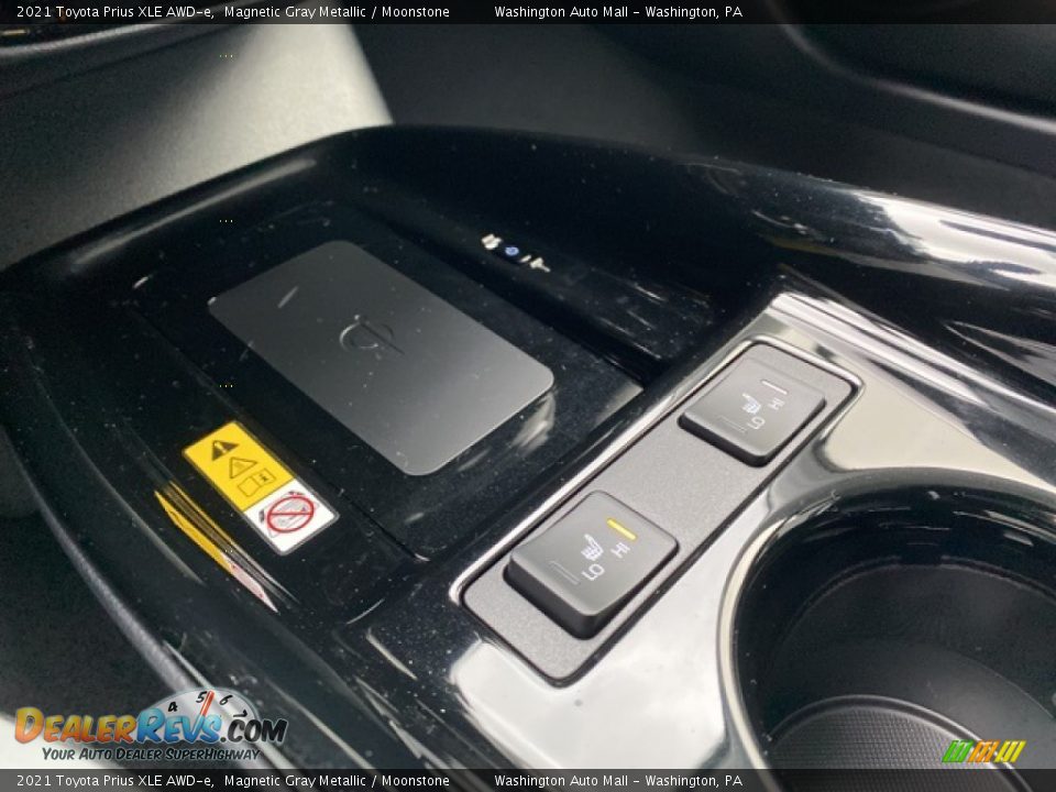 2021 Toyota Prius XLE AWD-e Magnetic Gray Metallic / Moonstone Photo #17