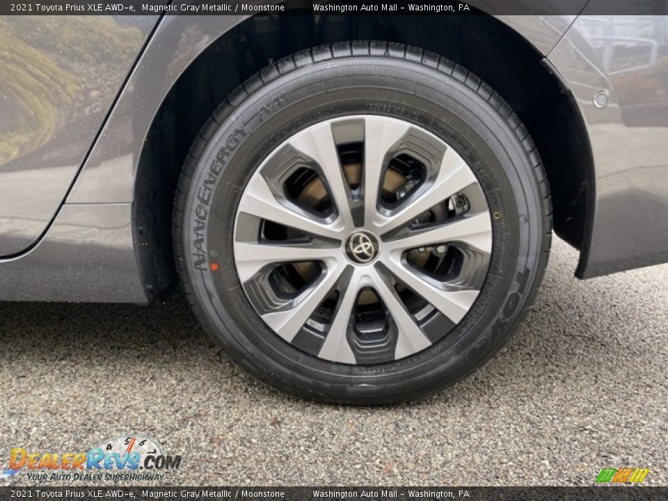 2021 Toyota Prius XLE AWD-e Wheel Photo #31